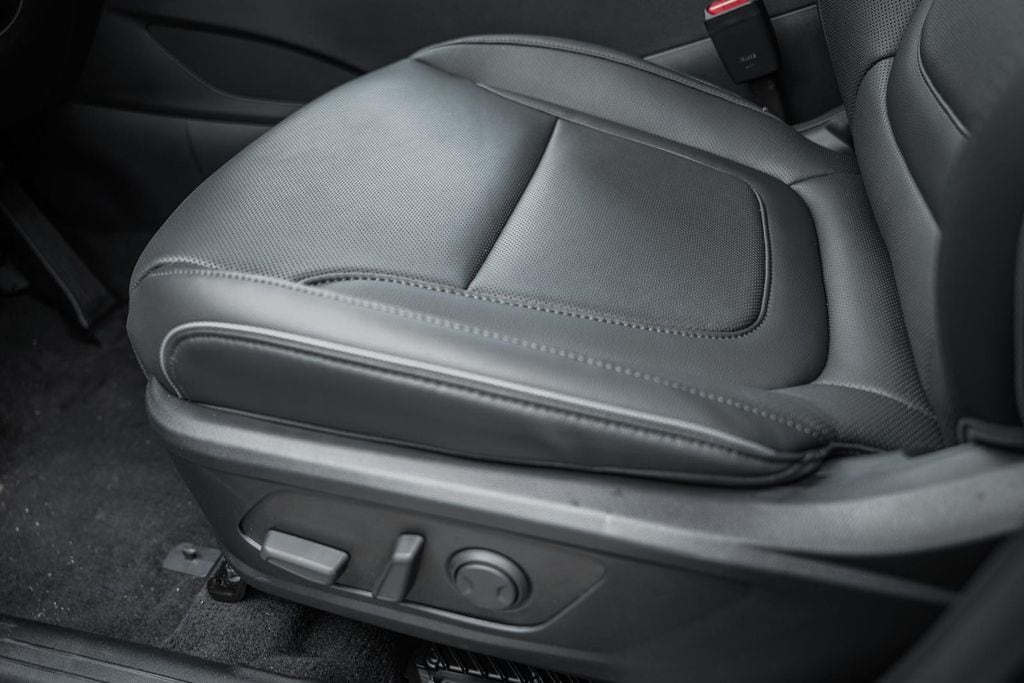 2025 Hyundai Santa Cruz Limited - Photo 32