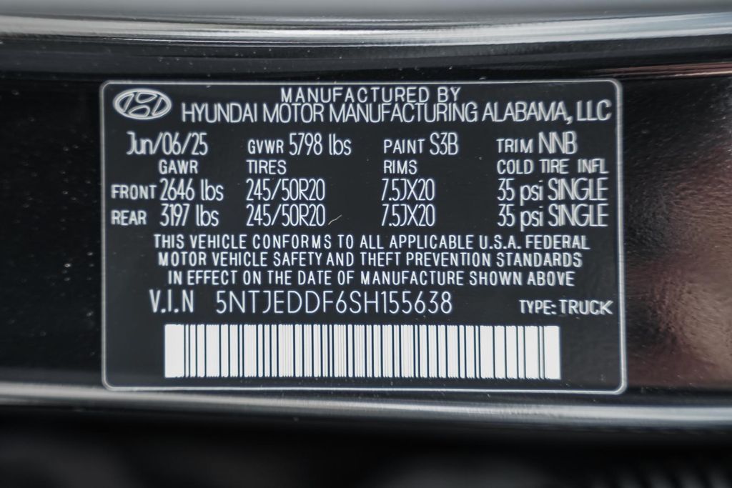 2025 Hyundai Santa Cruz Limited - Photo 37