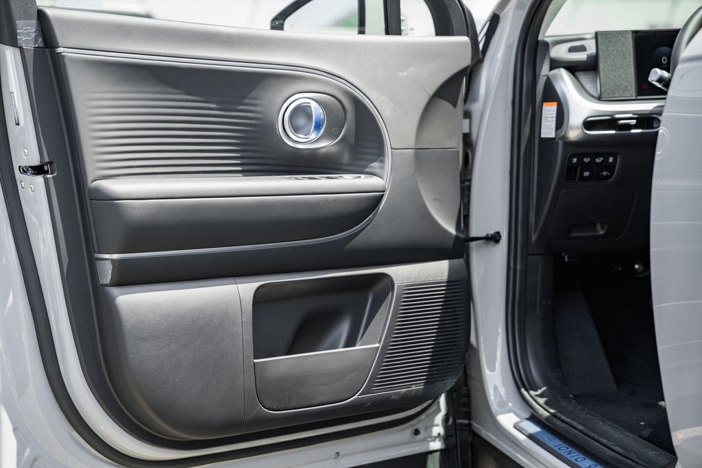 2026 Hyundai IONIQ 9 SEL - Photo 34