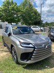 LEXUS LX 600