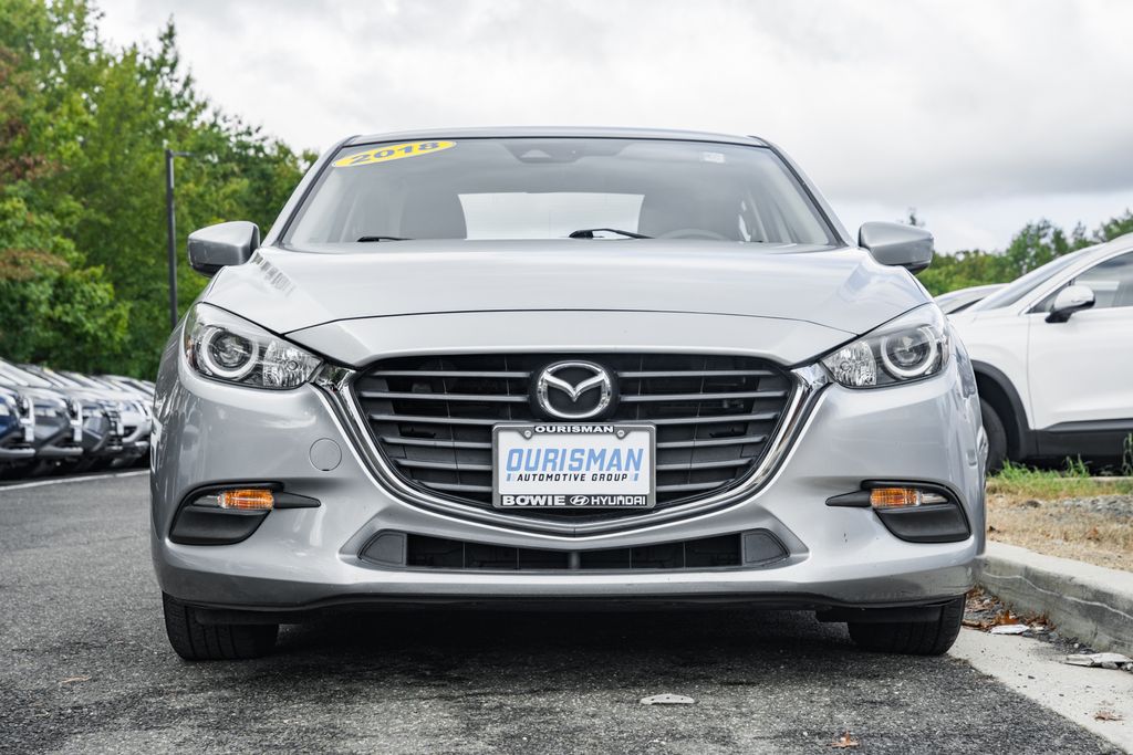 2018 Mazda Mazda3 Sport photo 2
