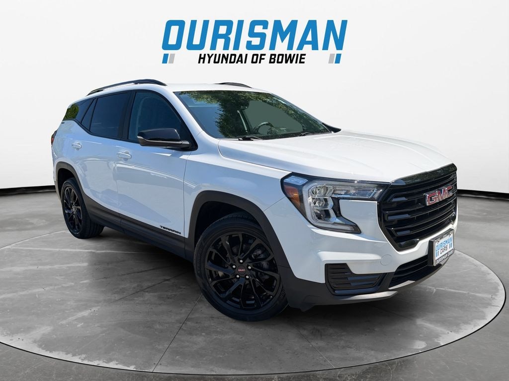 Used 2023 GMC Terrain SLE SUV