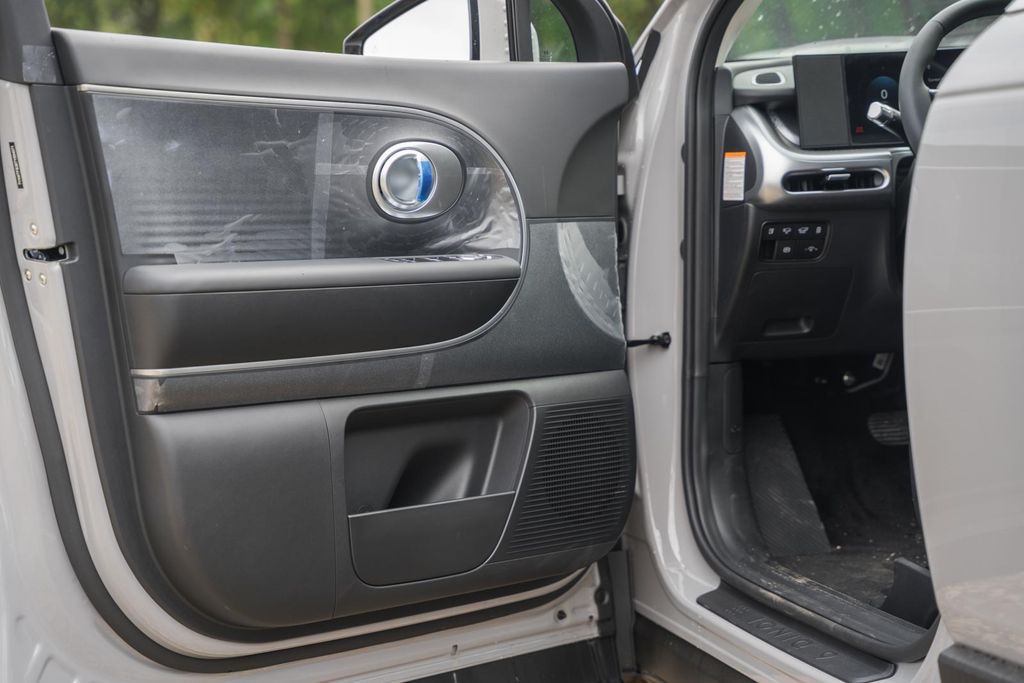 2026 Hyundai IONIQ 9 SE - Photo 35