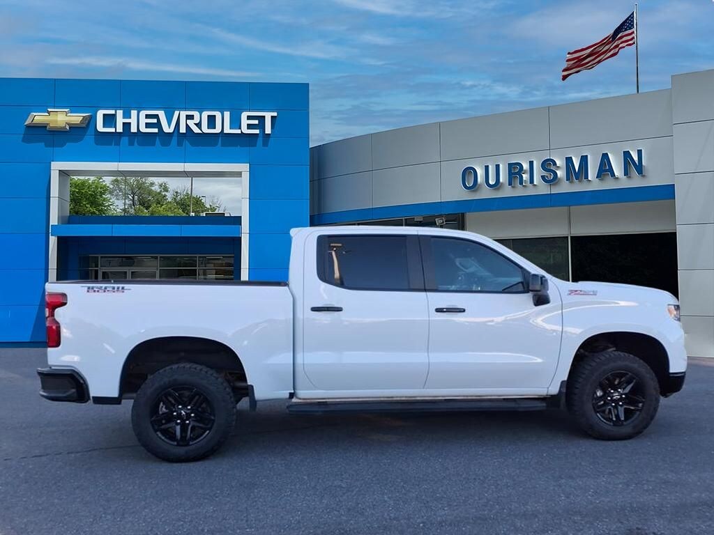 Used 2024 Chevrolet Silverado 1500 LT Trail Boss Truck Crew Cab