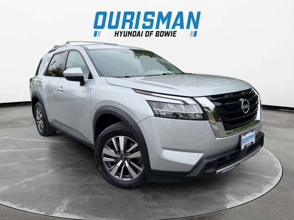 Used 2023 Nissan Pathfinder SL SUV