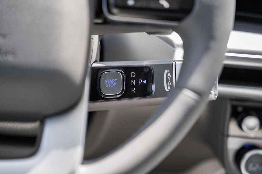 2026 Hyundai IONIQ 9 SE - Photo 24