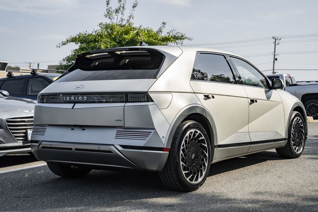 2024 Hyundai Ioniq 5 Limited photo 3