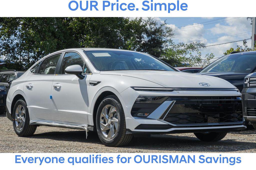 2026 Hyundai Sonata SE's photo