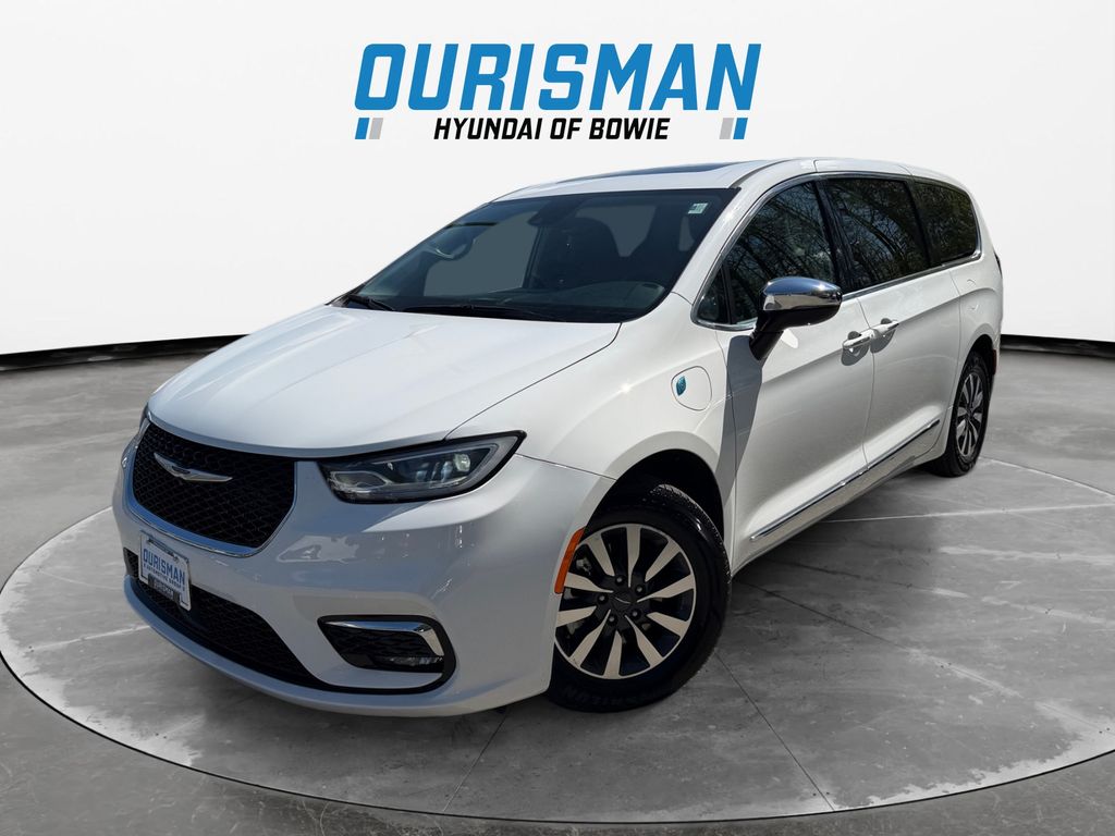 Used 2023 Chrysler Pacifica Hybrid Limited with VIN 2C4RC1S78PR541988 for sale in Bowie, MD