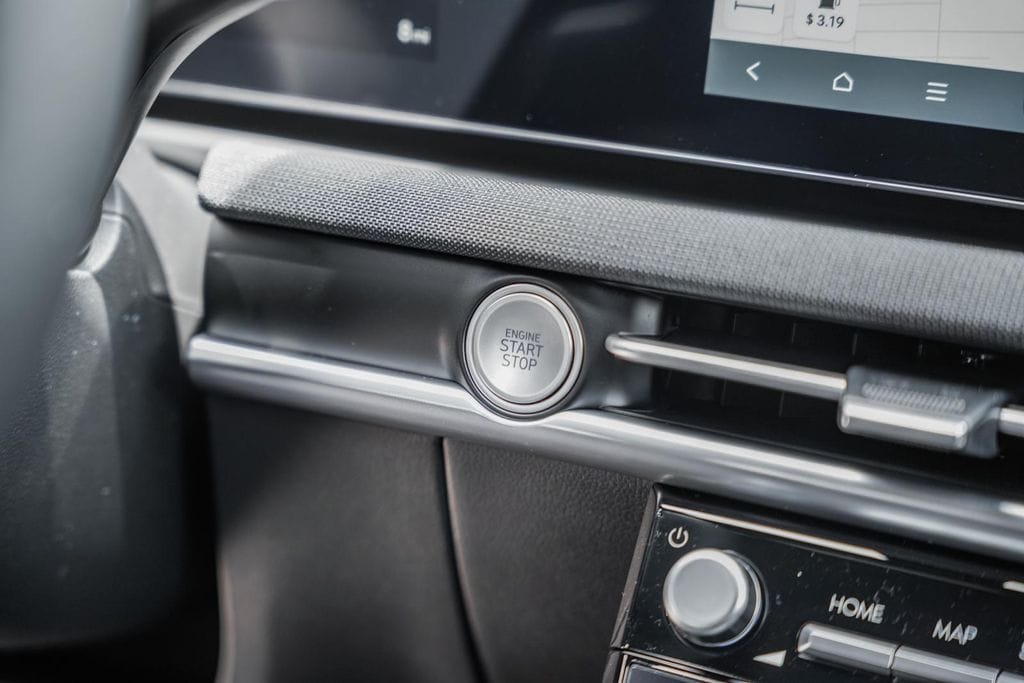 2025 Hyundai Santa Cruz Limited - Photo 24