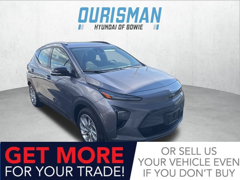 2023 Chevrolet Bolt EUV photo 3