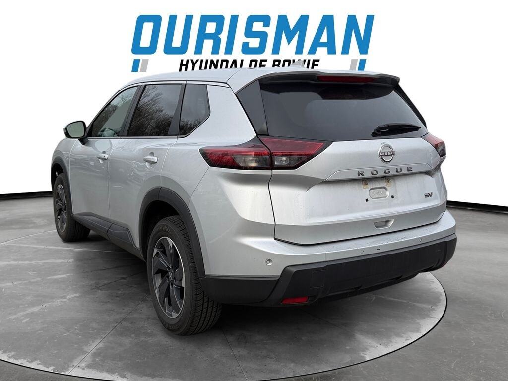 Used 2024 Nissan Rogue SV SUV
