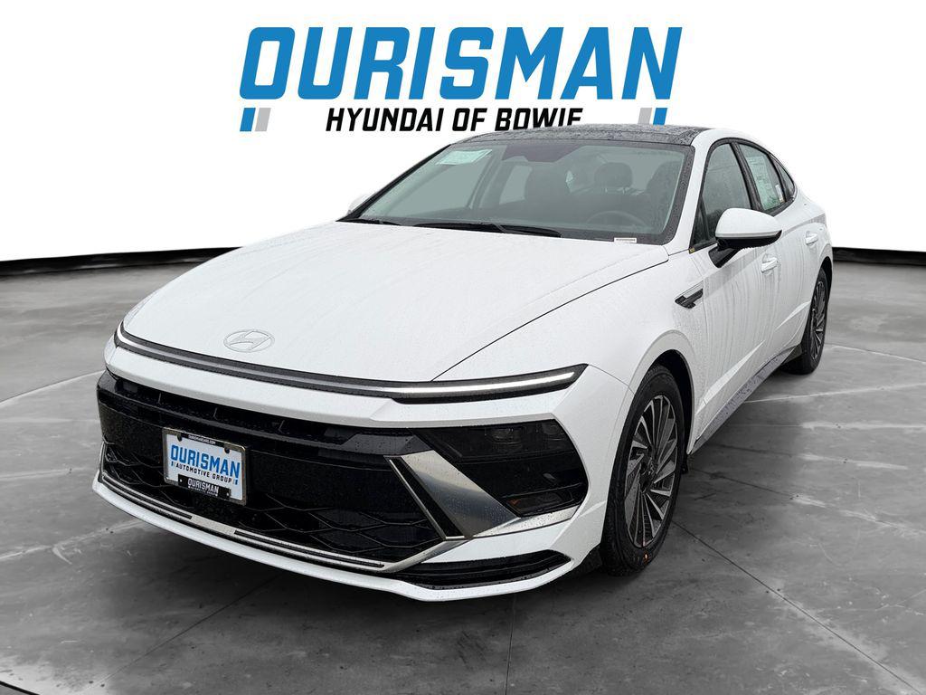2026 Hyundai Sonata Hybrid SEL photo 2