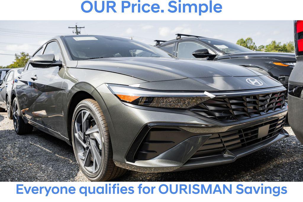 2025 Hyundai Elantra Limited's photo