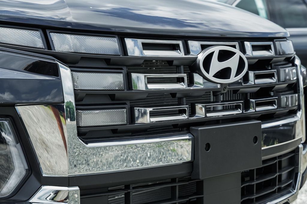 2025 Hyundai Santa Cruz Limited - Photo 12