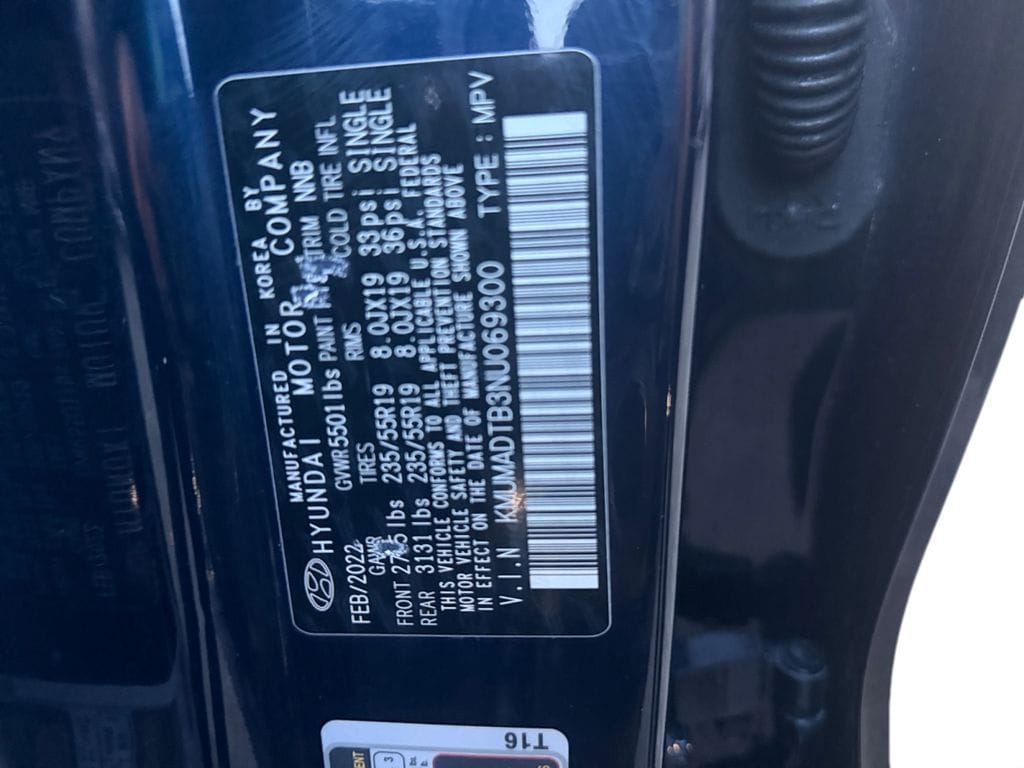 2022 GENESIS GV70 Standard's photo