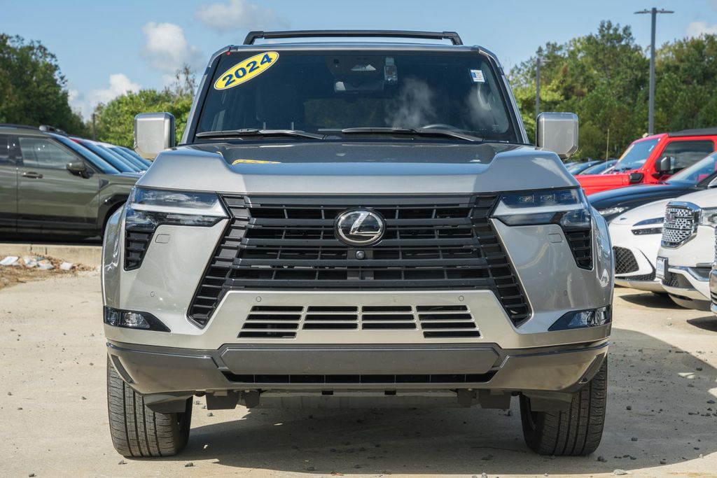 2024 Lexus GX 550 Luxury photo 2