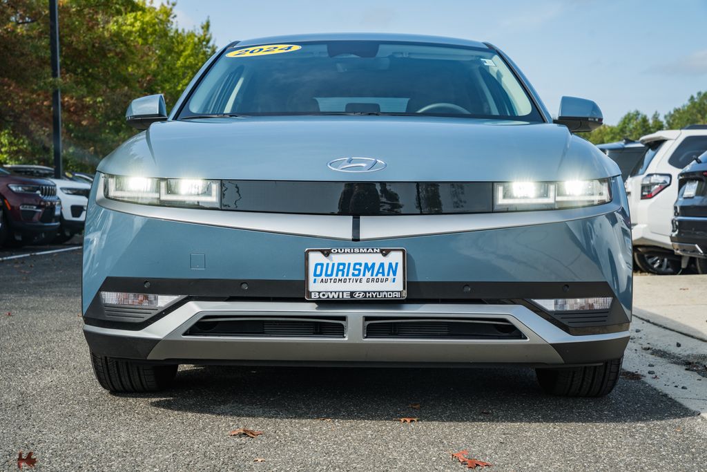 2024 Hyundai Ioniq 5 SEL photo 2