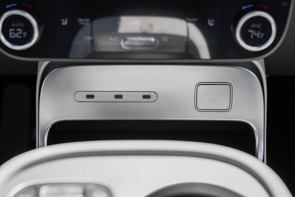 2026 Hyundai IONIQ 9 SE - Photo 21