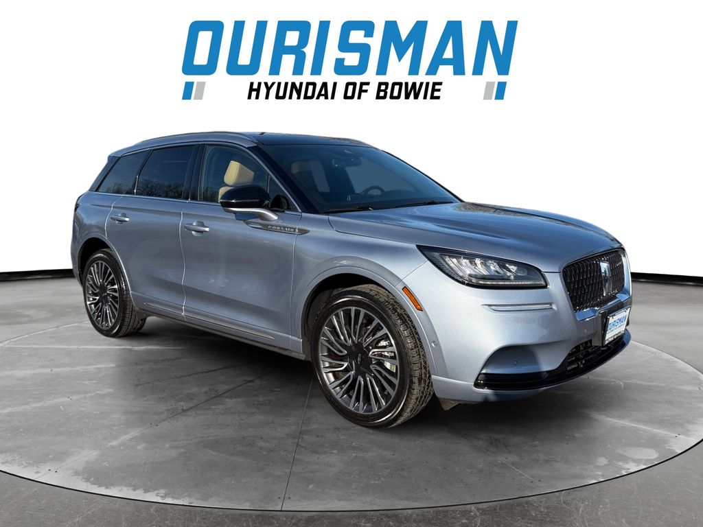 2022 Lincoln Corsair Reserve's photo