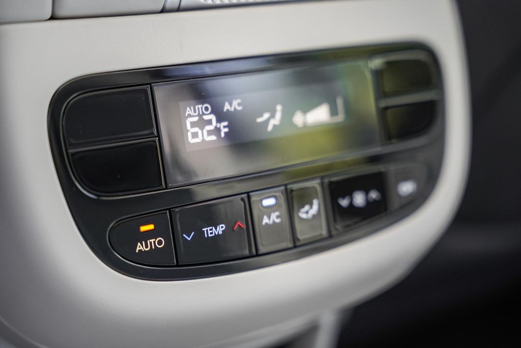 2026 Hyundai IONIQ 9 SE - Photo 30