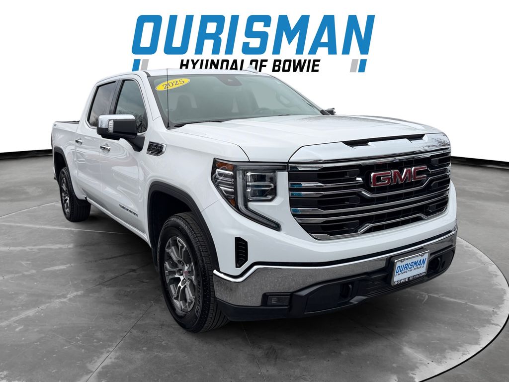 2025 GMC Sierra 1500 SLT's photo