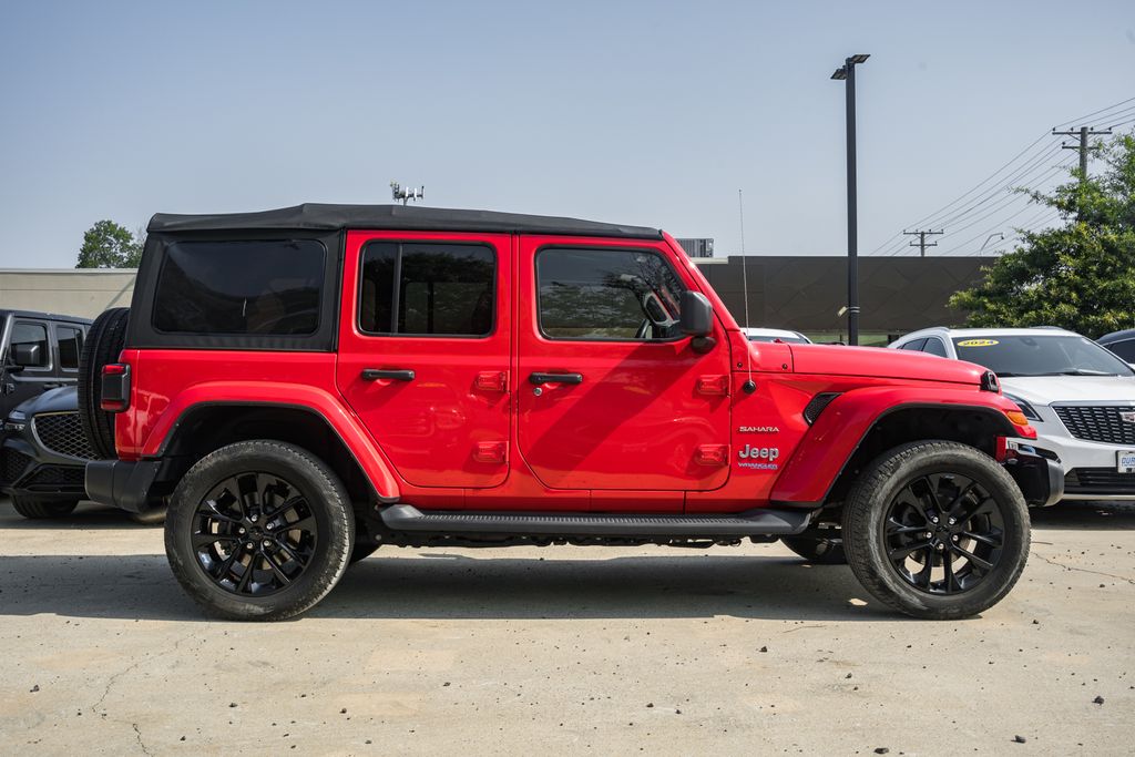 2022 Jeep Wrangler Unlimited 4xe Sahara photo 3