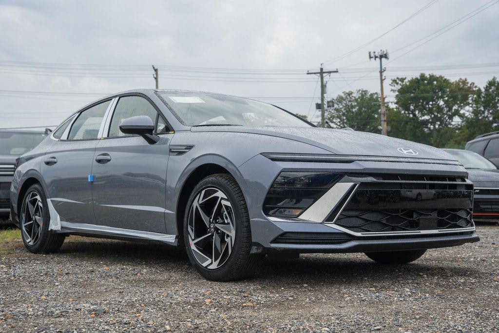 New 2026 Hyundai Sonata SEL Sport Sedan