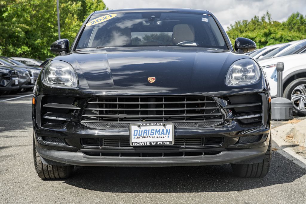 2021 Porsche Macan Base photo 2