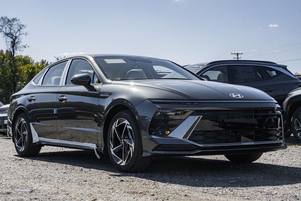 New 2026 Hyundai Sonata SEL Sport Sedan