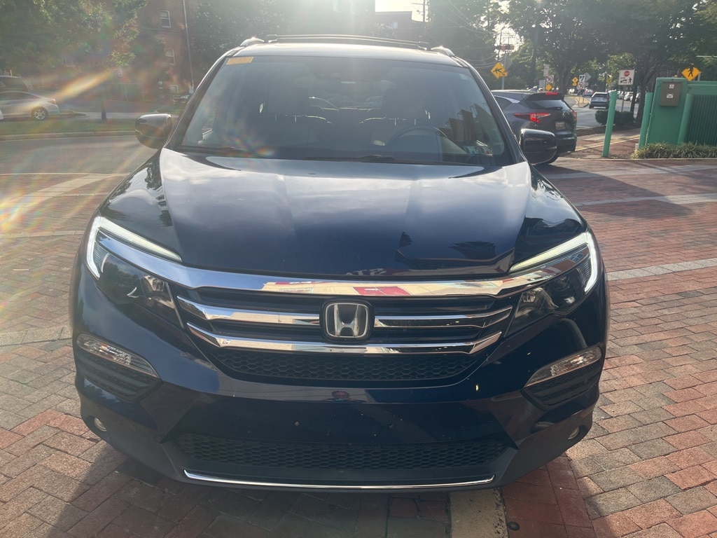 Used 2017 Honda Pilot Elite with VIN 5FNYF6H05HB095595 for sale in Bethesda, MD