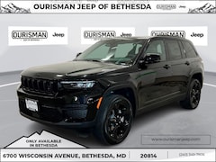 2025 Jeep Grand Cherokee Laredo Sport Utility