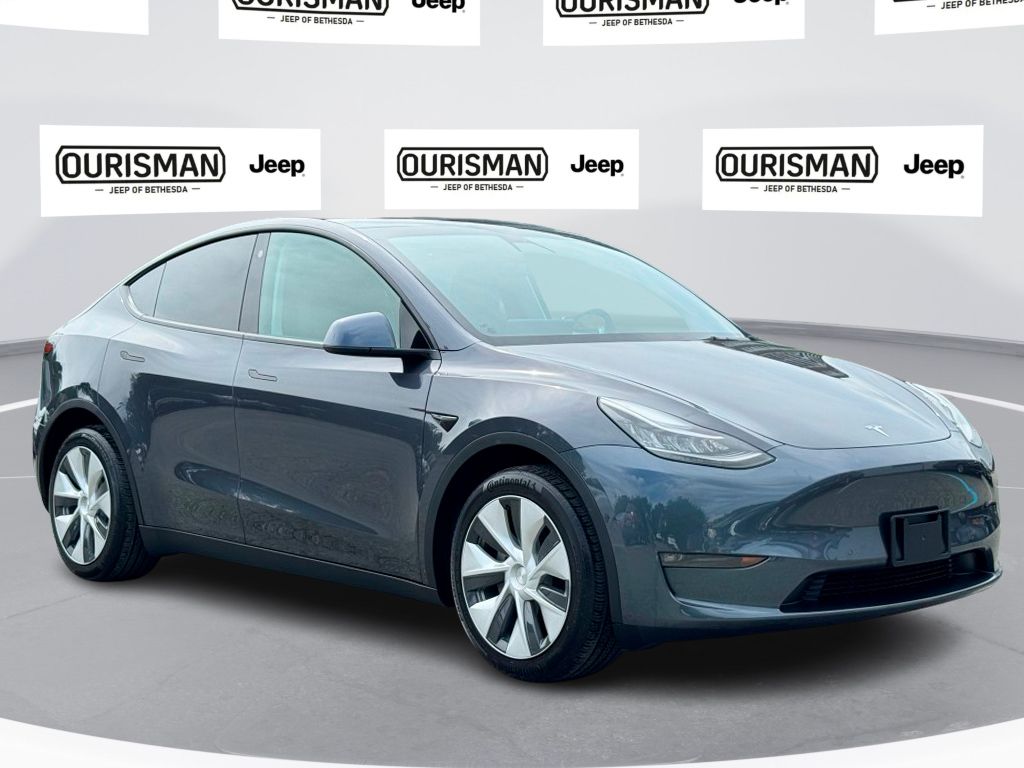 Used 2021 Tesla Model Y Long Range with VIN 5YJYGDEE2MF198842 for sale in Bethesda, MD