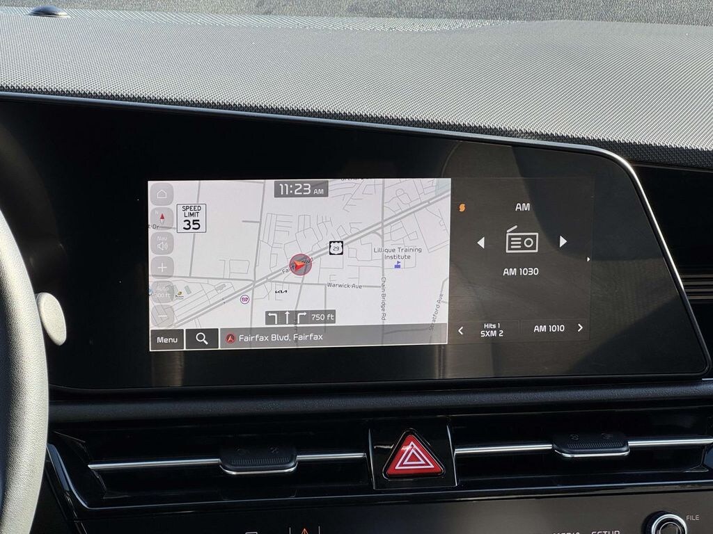 Used 2023 Kia Niro EX Touring SUV