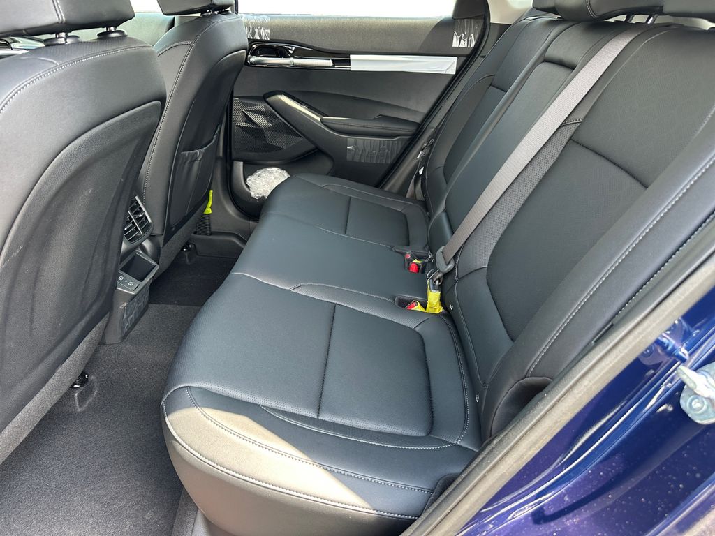 2026 Kia Seltos EX - Photo 13