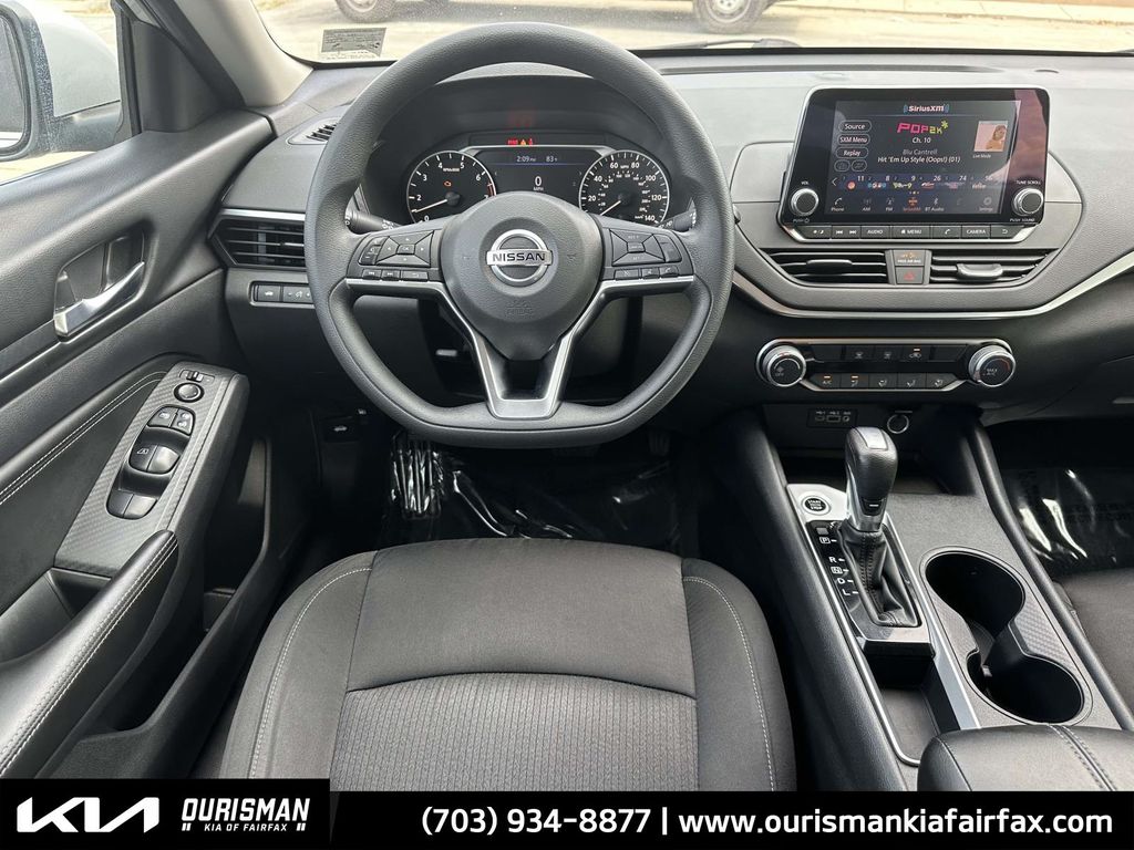 2020 Nissan Altima 2.5 S photo 2