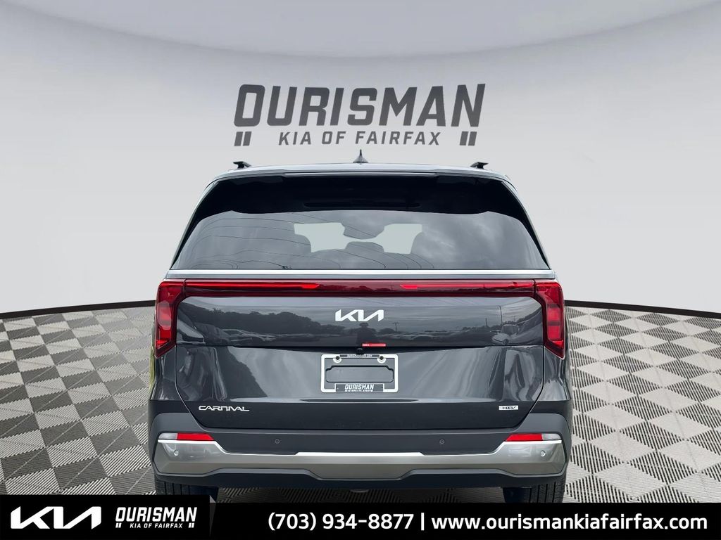 2026 Kia Carnival SX photo 2