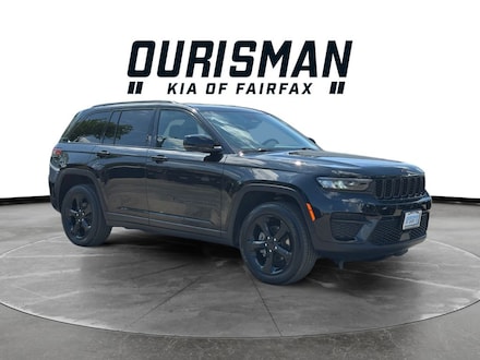 2022 Jeep Grand Cherokee Altitude SUV