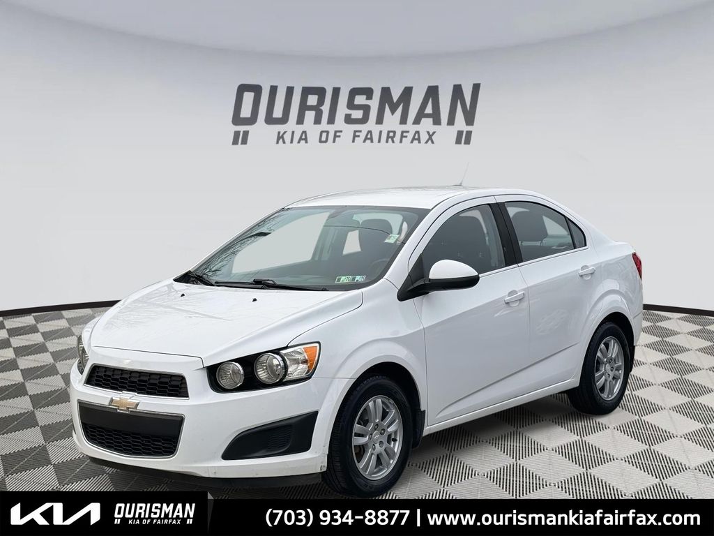 2015 Chevrolet Sonic LT's photo