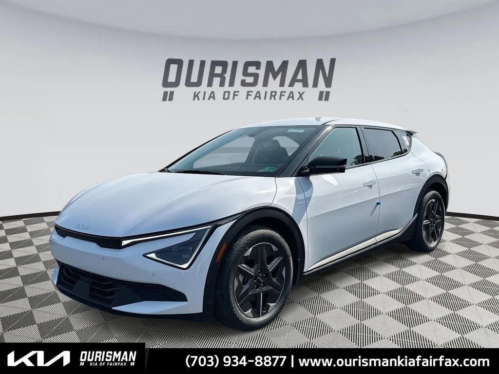 New 2025 Kia EV6 Light SUV