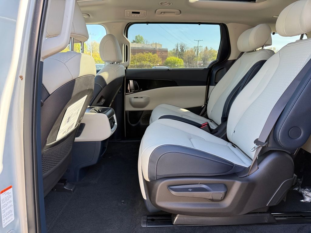 2026 Kia Carnival SX Prestige - Photo 24