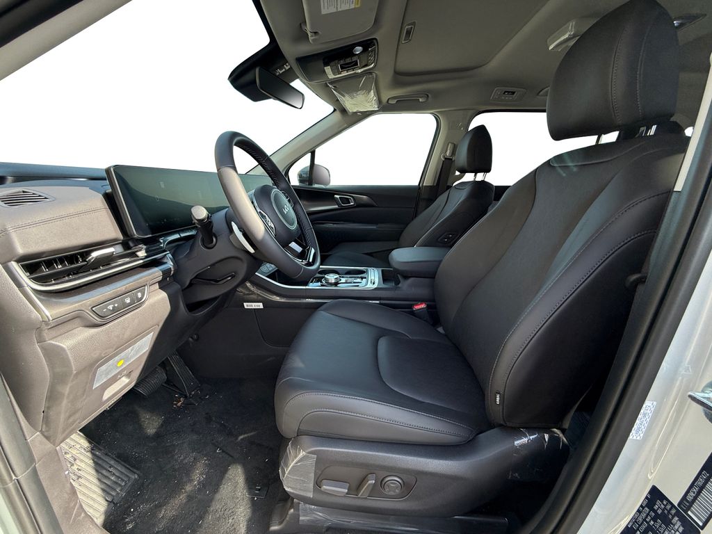 2026 Kia Carnival SX - Photo 9