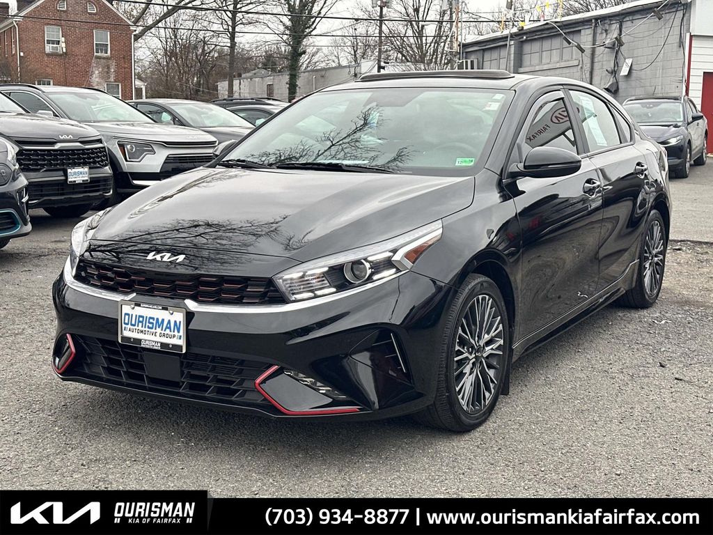 2024 Kia Forte GT-Line's photo