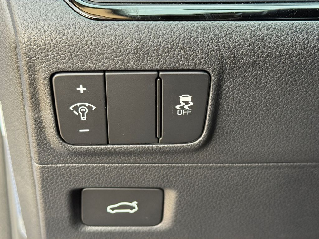 2026 Kia K5 EX - Photo 22