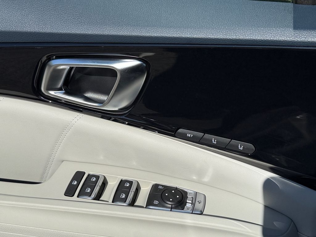 2026 Kia Carnival SX Prestige - Photo 9