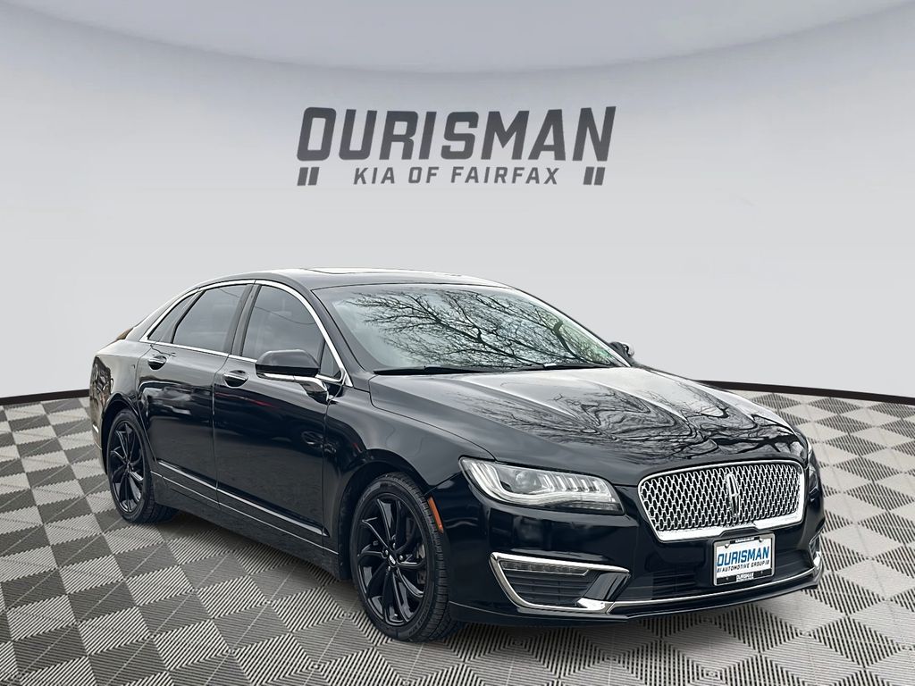 2017 Lincoln MKZ Select's photo