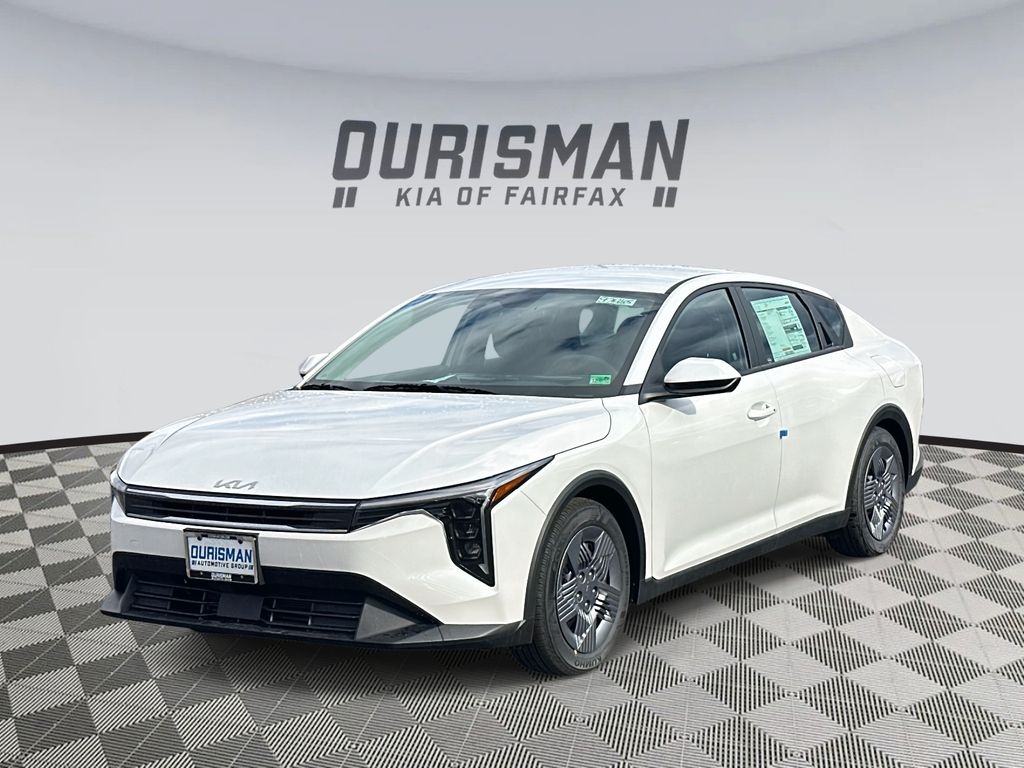 2025 Kia K4 LX's photo