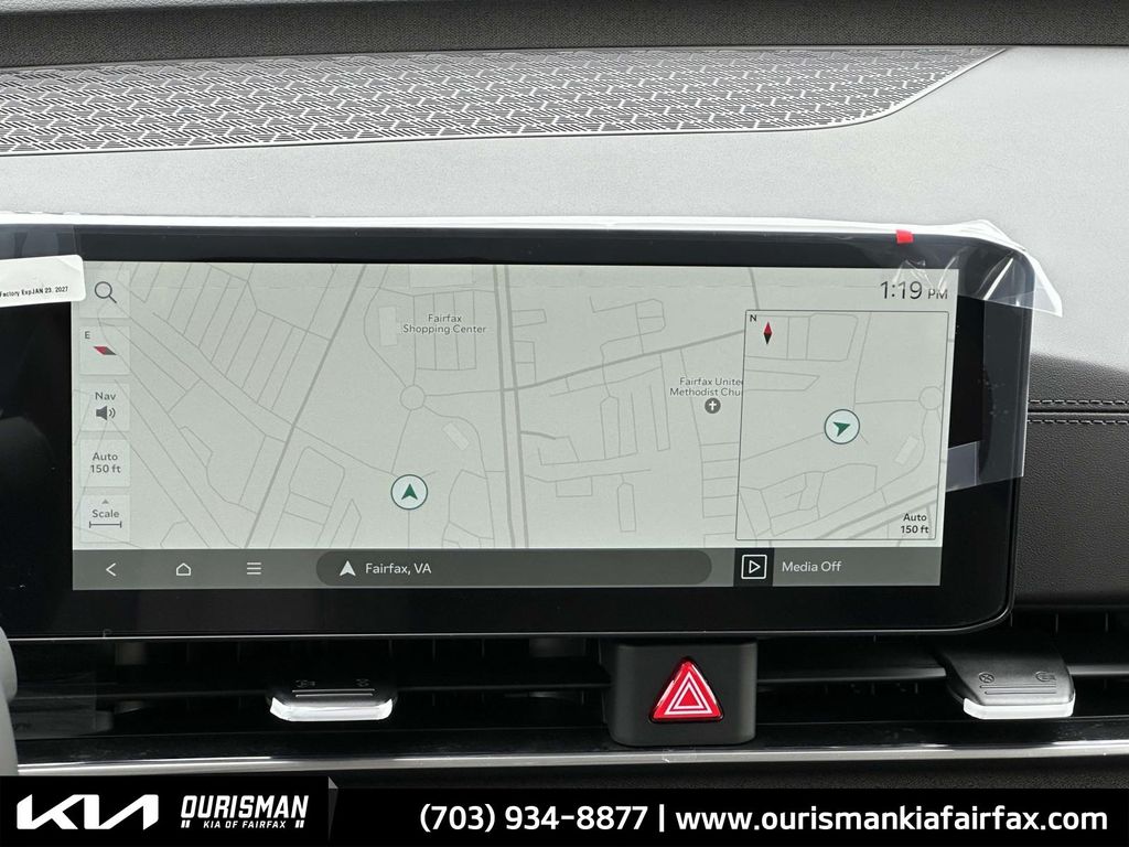 2026 Kia Carnival EX photo 3