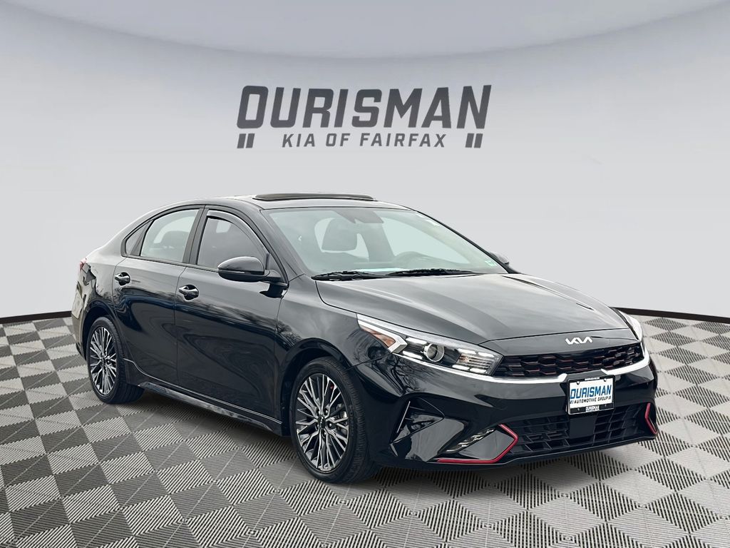 2024 Kia Forte GT-Line's photo