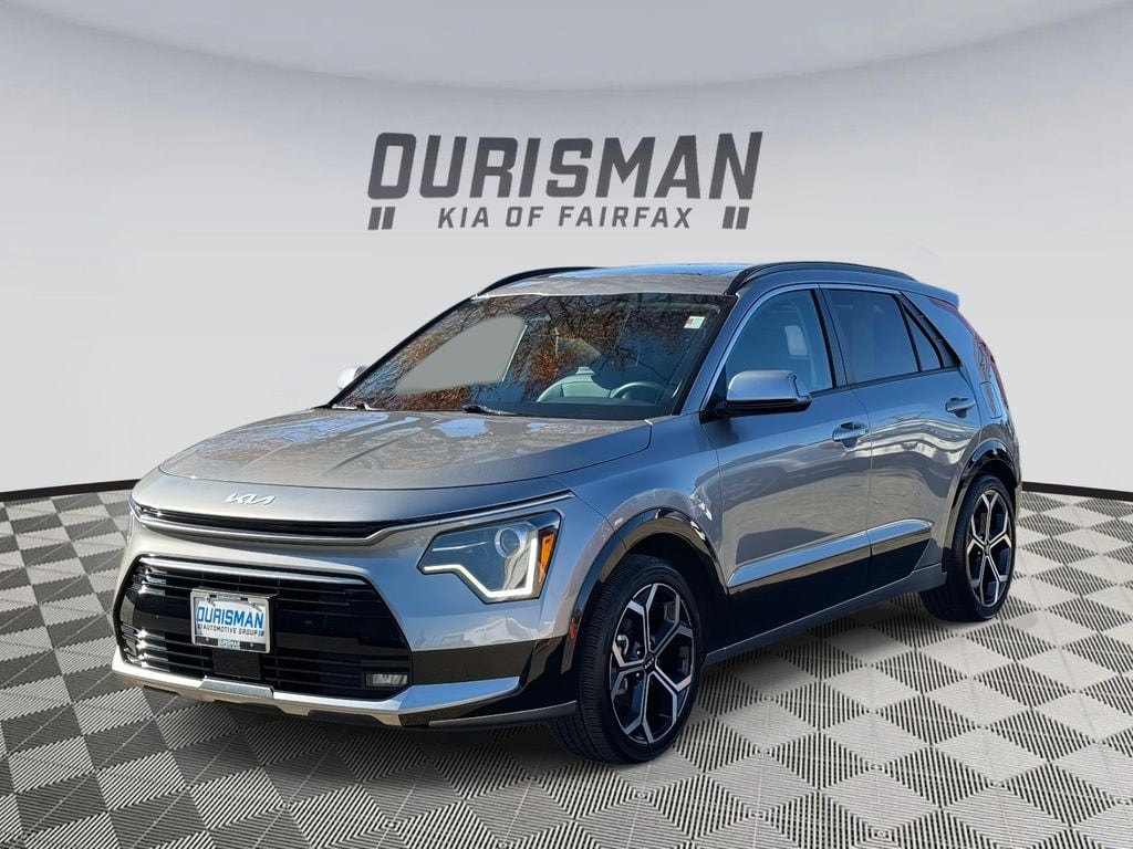 2023 Kia Niro EX Touring's photo